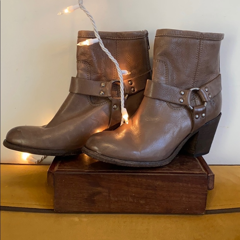 Frye Tabitha Harness Short Boot